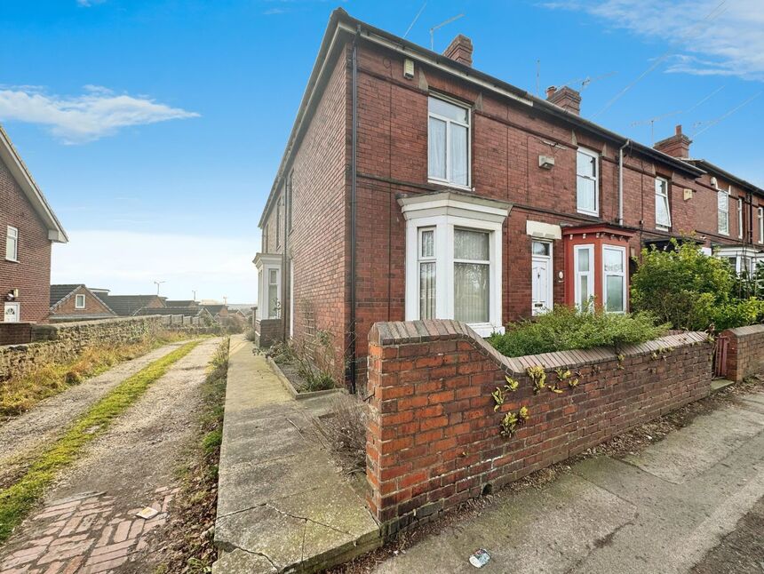 Main image of 3 bedroom End Terrace House to rent, Kilnhurst Road, Rawmarsh, South Yorkshire, S62