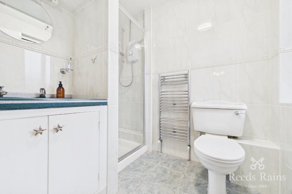 Master En-Suite