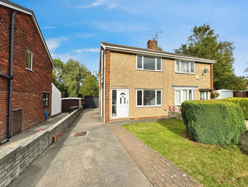 Main image of 3 bedroom Semi Detached House to rent, Athorpe Grove, Dinnington, South Yorkshire, S25