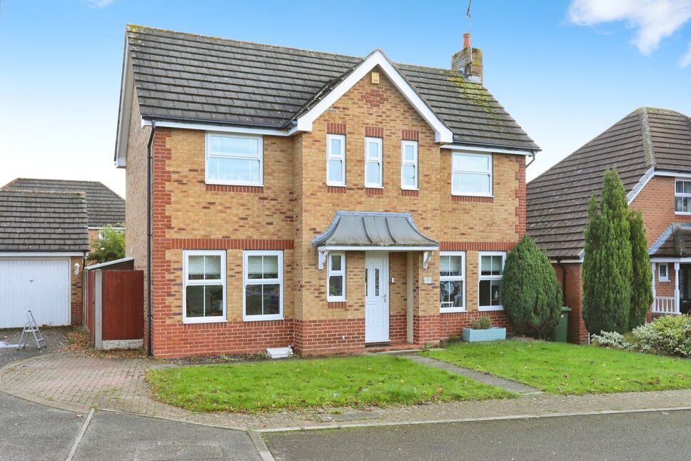 Main image of 3 bedroom Detached House for sale, Siskin Court, Gateford, Nottinghamshire, S81