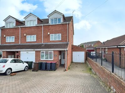 4 bedroom End Terrace House for sale