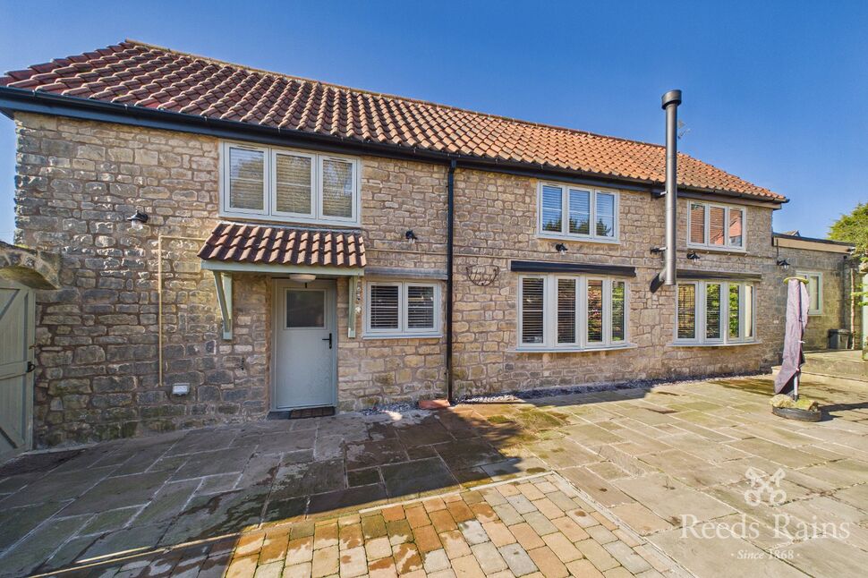 Main image of 3 bedroom Detached House for sale, Lindrick Road, Woodsetts, South Yorkshire, S81