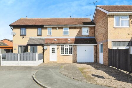 3 bedroom Semi Detached House to rent