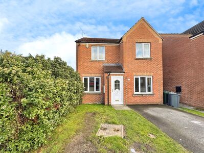 St. Pancras Close, 3 bedroom Detached House for sale, &pound;210,000