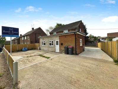 Woodland Drive, 7 bedroom Detached House to rent, £1,300 pcm