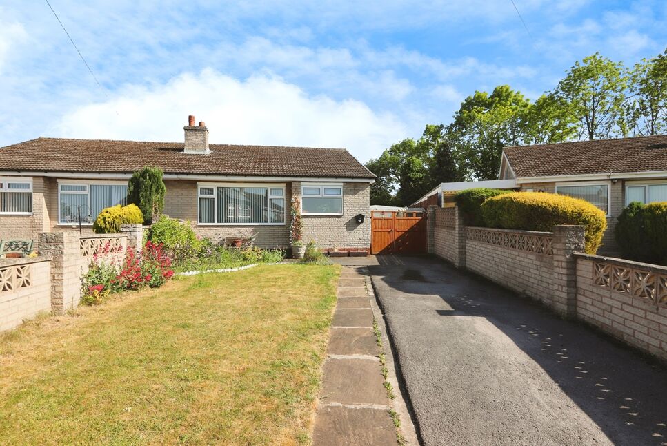 Main image of 2 bedroom Semi Detached Bungalow for sale, Edinburgh Drive, North Anston, South Yorkshire, S25