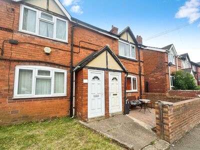Leicester Road, 3 bedroom Mid Terrace House for sale, £50,000