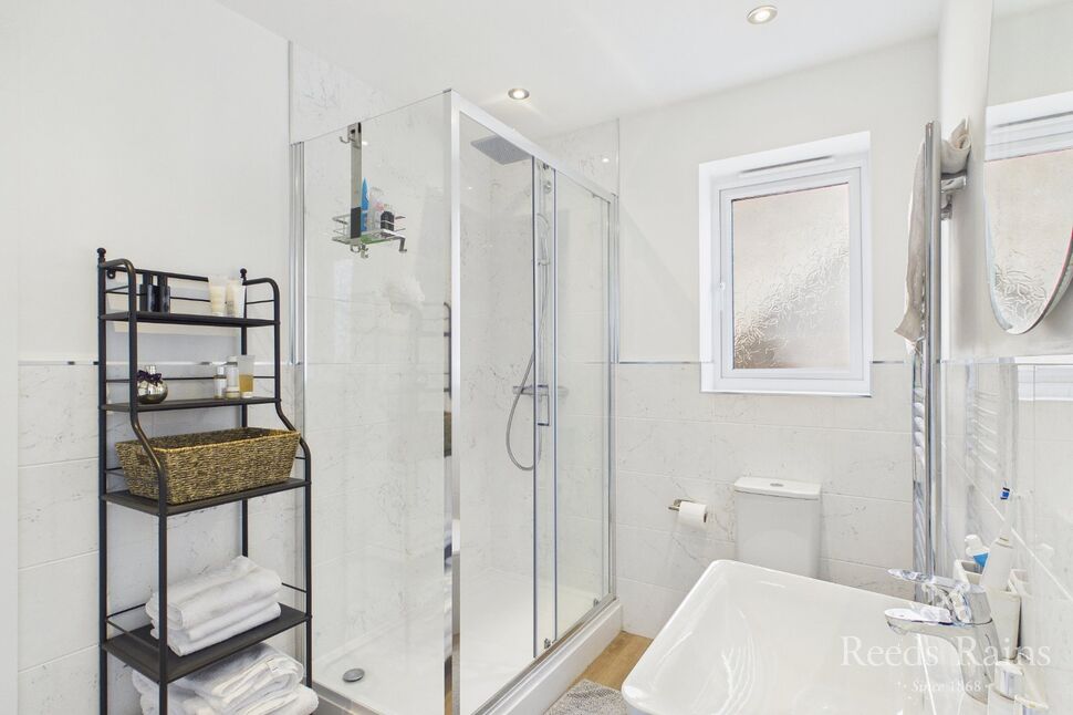 Jack & Jill En-Suite