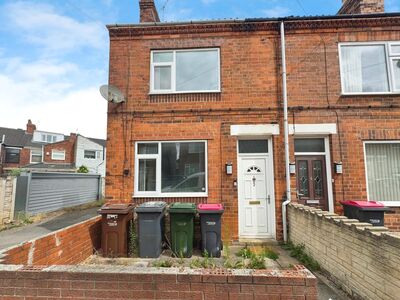 3 bedroom End Terrace House to rent