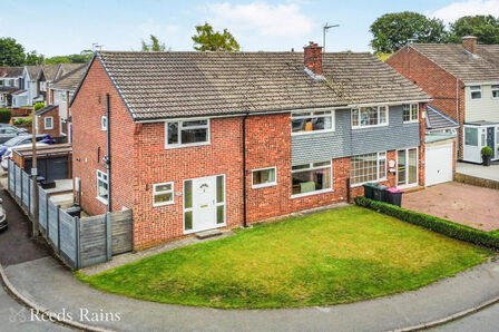 Portland Close, 4 bedroom Semi Detached House for sale, £265,000