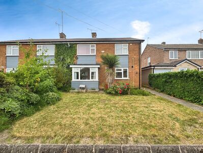 Rotherwood Avenue, 2 bedroom  Flat to rent, £800 pcm