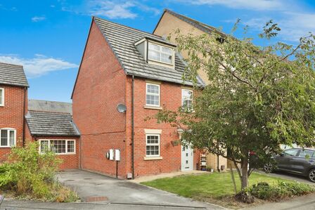 3 bedroom End Terrace House for sale