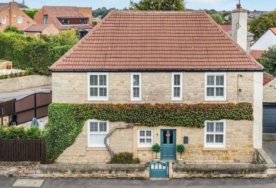 Main image of 4 bedroom Detached House for sale, High Street, South Anston, South Yorkshire, S25