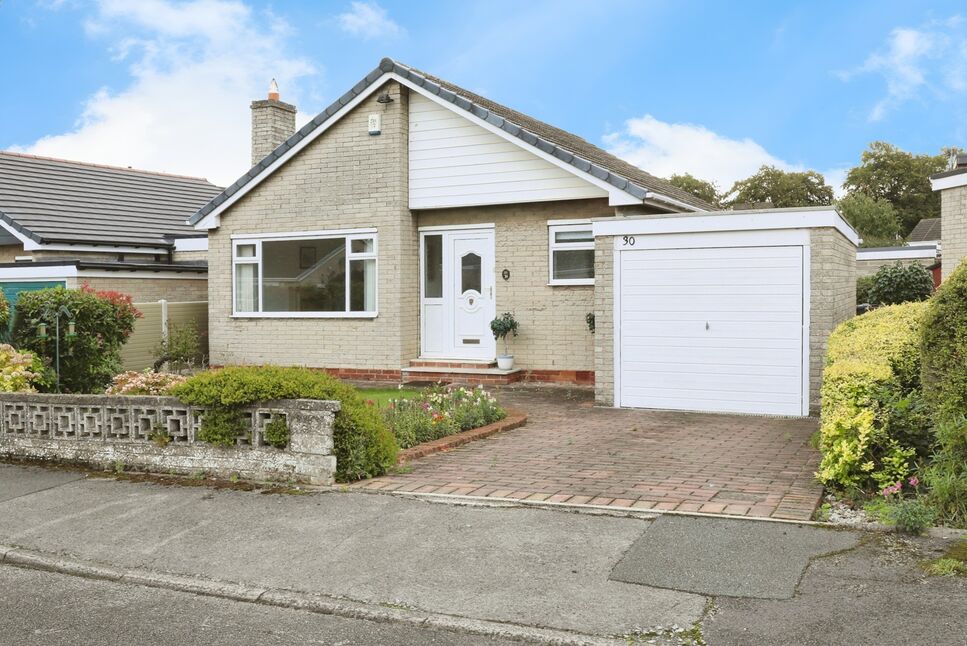 Main image of 2 bedroom Detached Bungalow for sale, Wellington Avenue, North Anston, South Yorkshire, S25