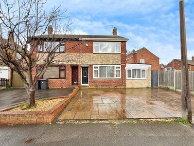 Windsor Walk, 3 bedroom Semi Detached House for sale, £240,000