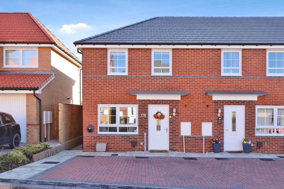 3 bedroom End Terrace House for sale