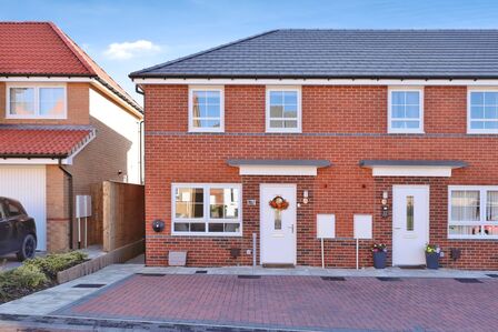 3 bedroom End Terrace House for sale