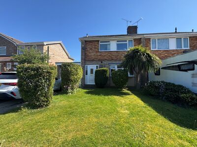 Chevril Court, 3 bedroom Semi Detached House to rent, &pound;900 pcm