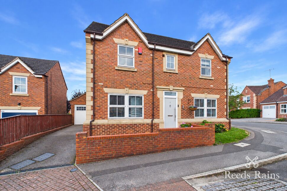 Main image of 4 bedroom Detached House for sale, Haldon Way, Worksop, Nottinghamshire, S81