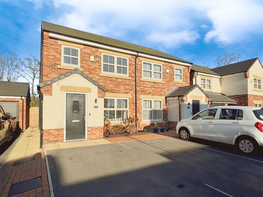 Main image of 3 bedroom Semi Detached House for sale, Lampman Way, Costhorpe, Nottinghamshire, S81