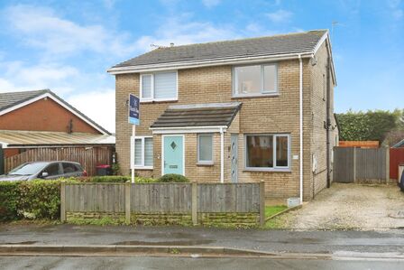 2 bedroom Detached House for sale