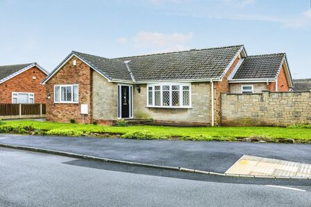 High Ash Drive, 3 bedroom Detached Bungalow for sale, &pound;375,000