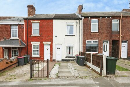 Foljambe Road, 2 bedroom Mid Terrace House for sale, &pound;75,000