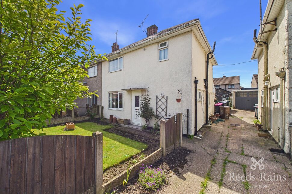 Main image of 3 bedroom Semi Detached House for sale, Ulrica Drive, Thurcroft, South Yorkshire, S66