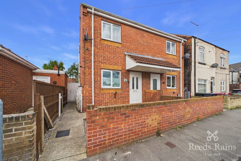 Main image of 3 bedroom Semi Detached House to rent, Clarence Street, Dinnington, South Yorkshire, S25