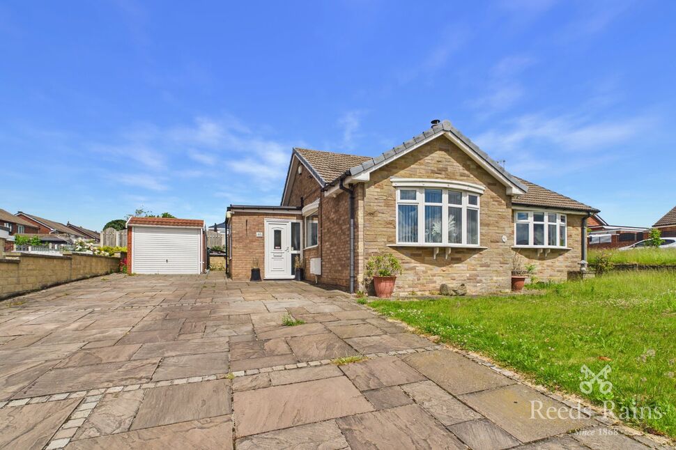 2 bedroom Detached Bungalow for sale