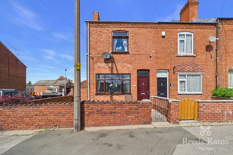 Main image of 2 bedroom End Terrace House for sale, Lordens Hill, Dinnington, South Yorkshire, S25