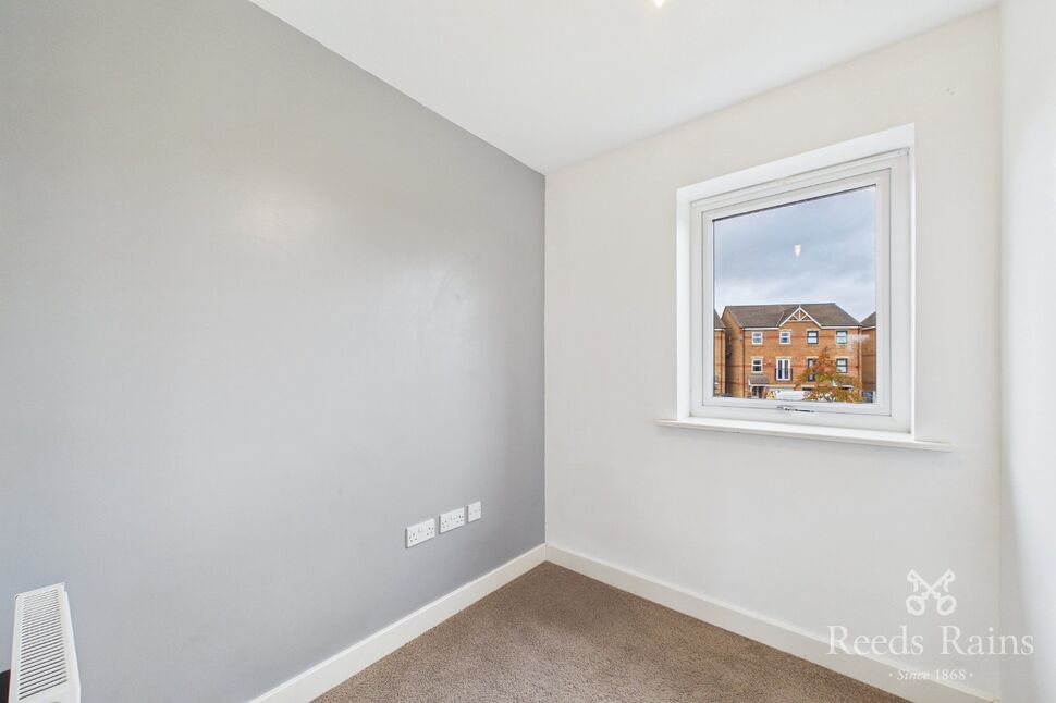 Bedroom Four / Office