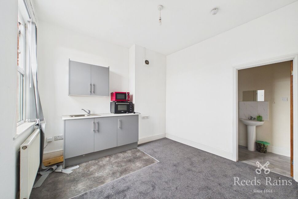 Main image of 1 bedroom Flat to rent, Newcastle Avenue, Worksop, Nottinghamshire, S80