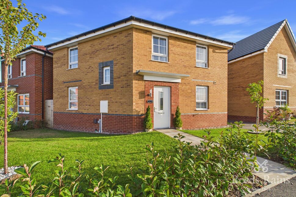Main image of 3 bedroom Detached House for sale, Revill Road, Langold, Nottinghamshire, S81