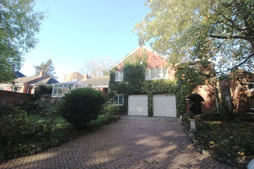 4 bedroom Detached House for sale, Church View, Campsall, DN6 £400,000