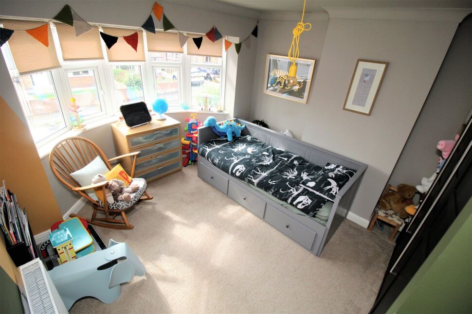 3 bedroom Semi Detached House for sale, Spring Crescent, Sprotbrough