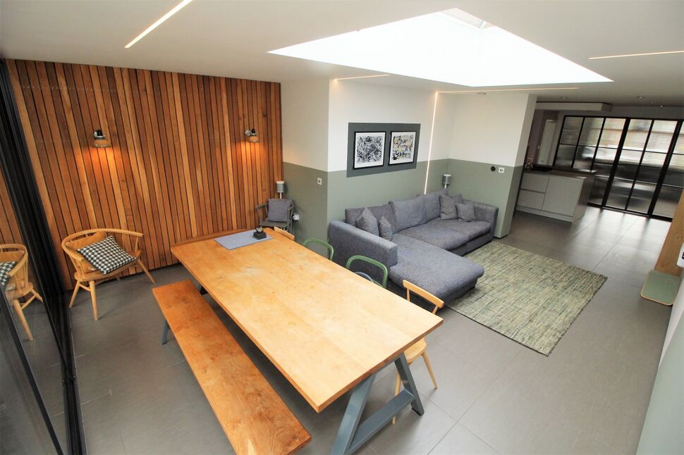 3 bedroom Semi Detached House for sale, Spring Crescent, Sprotbrough