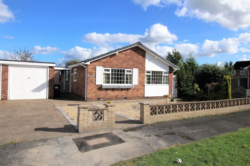 3 bedroom Detached Bungalow for sale, Kingston Close, Branton, DN3 £