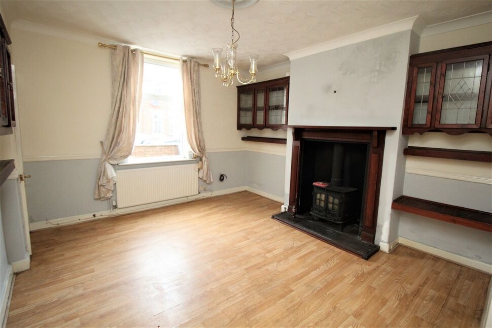 3 bedroom Mid Terrace House for sale, Marton Road, Toll Bar, DN5 £79,950