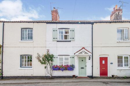 2 bedroom Mid Terrace Property for sale