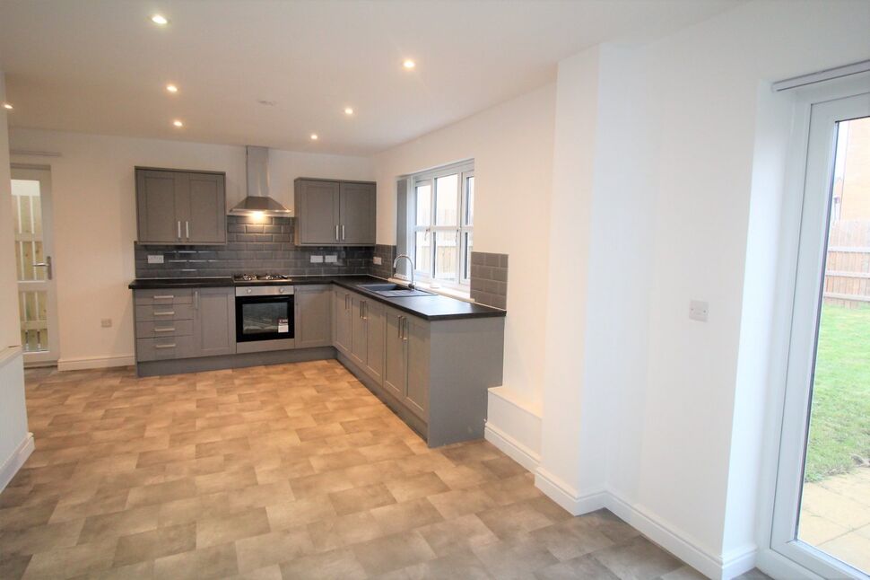 4 bedroom Detached House for sale, Briars Lane, Stainforth, DN7 £250,000