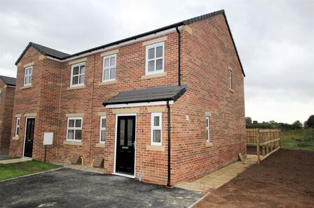 Briars Lane, 2 bedroom Semi Detached House for sale, £165,000