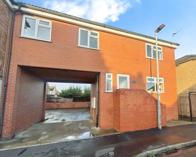 Main image of 3 bedroom End Terrace House to rent, Margaret Street, Grimsby, Lincolnshire, DN32