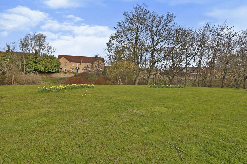 2 bedroom  Flat to rent