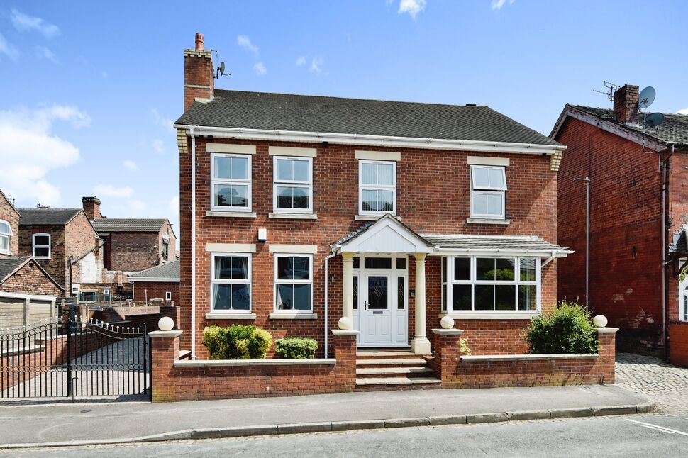 6 bedroom Detached House for sale