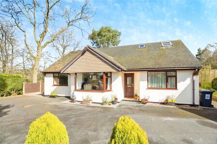 4 bedroom Detached Bungalow for sale
