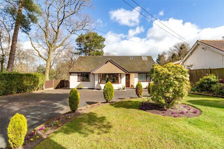 4 bedroom Detached Bungalow for sale