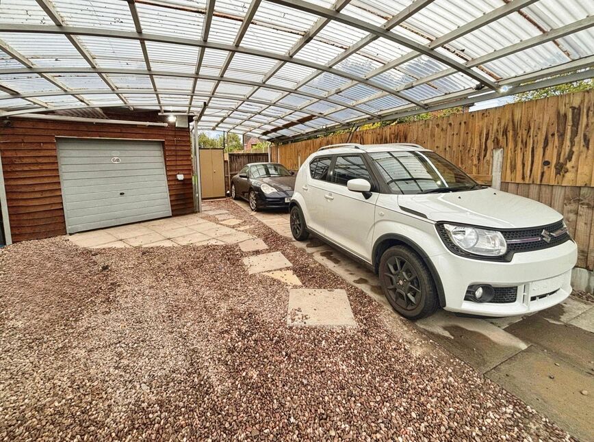 Carport & Garage