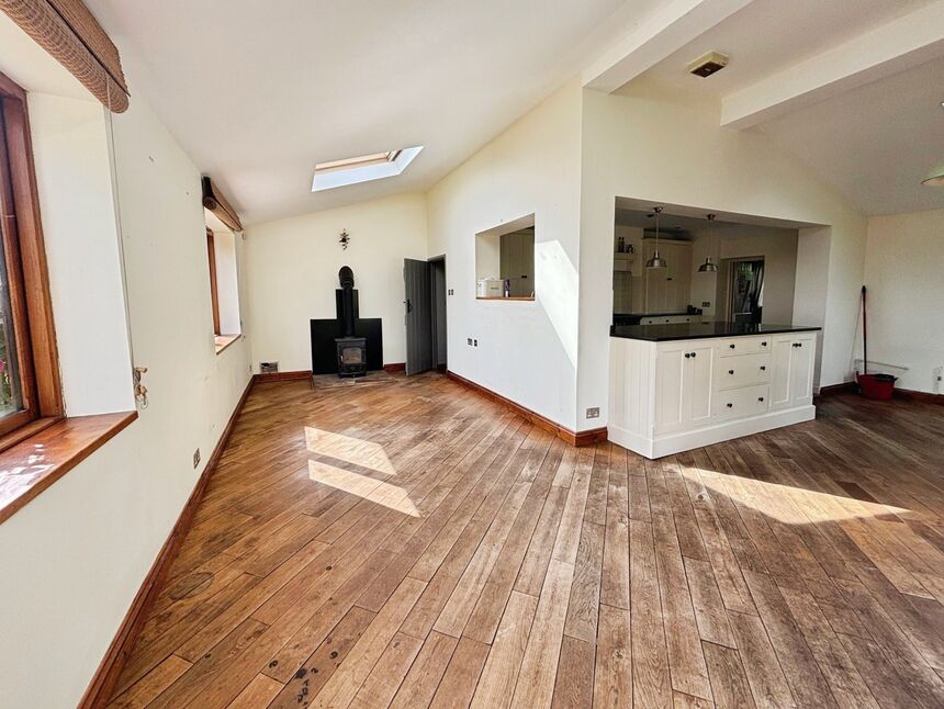Kitchen Family Room