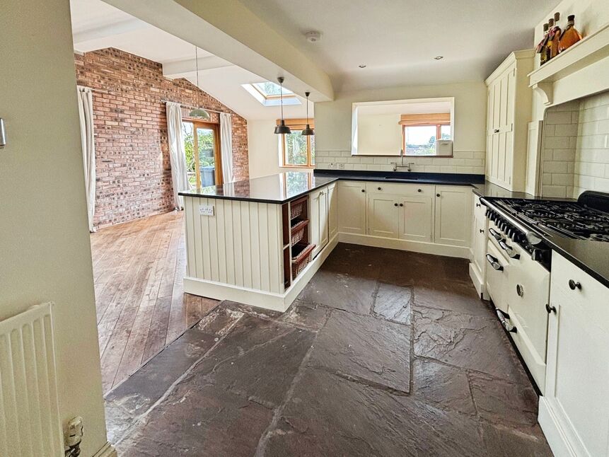 Kitchen Family Room